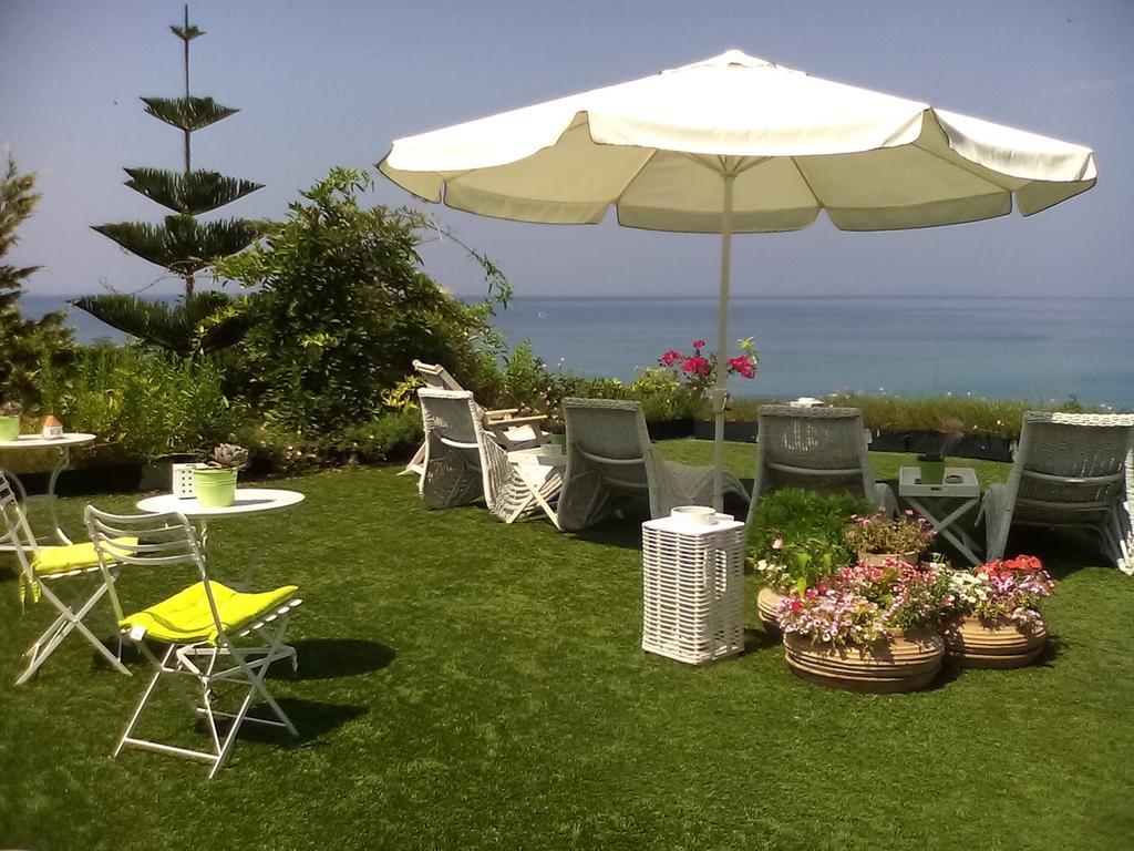 Palmina Mare Villa And Studios Paralia Vrachou Chambre photo